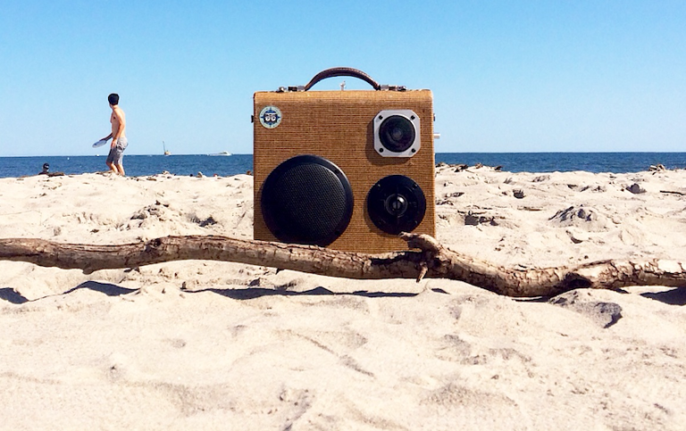 Spanje: radio moest Nederlandstaligen hart onder de riem steken