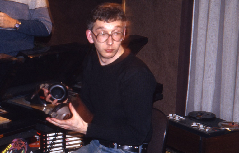 Het is vandaag 13 februari... 1983 (audio)