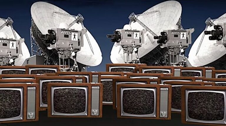 Februari 1977: satellieten, nieuwe kleur voor NOS en politiecontroles