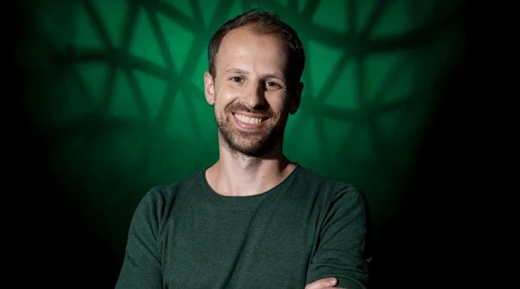 Blad 1884: Radio2, DAB+ in Oeganda, Radio Veronica