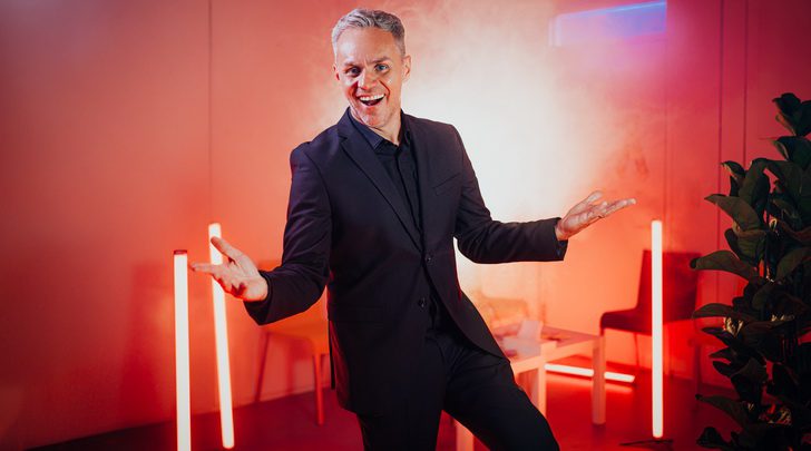 Blad 2251: Peter Van de Veire, Jérôme B., Howard Stern