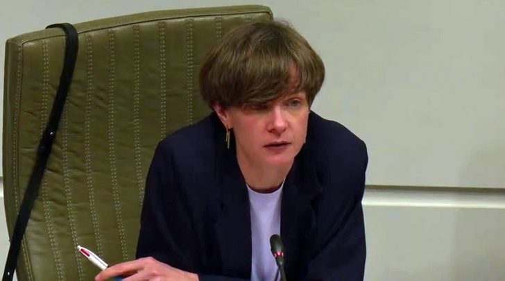 Cieltje Van Achter: "Radio2 gaat niet vroeger van de FM-band"