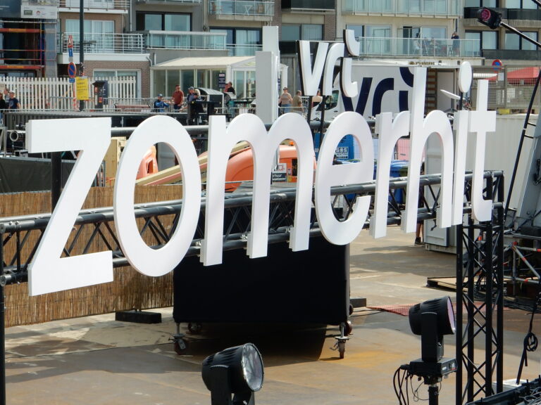 'Zomerhit' achter de schermen: een  geoliede machine