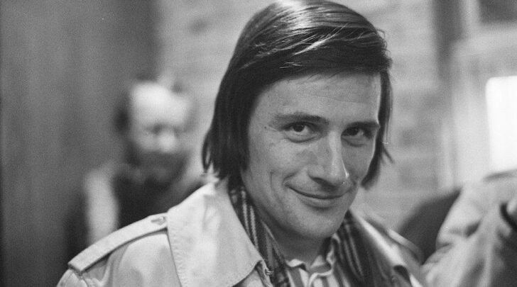 Hans Knot Column: Philips, zeezenders en de NOS onder vuur in 1973