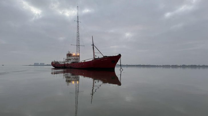 Blad 2664: Ross Revenge, Star FM, Radiocafé, Warmste Week